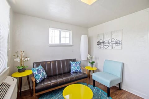 Affordable for long stay great for travel workers Condominio in Oklahoma City