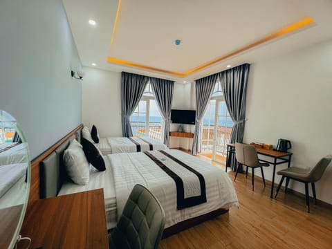 Labe Hotel Phú Quốc - Sunset Town - Địa Trung Hải Hotel in Phu Quoc