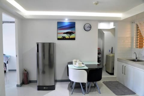 Affordable TWO bedroom CONDO unit (712) Copropriété in Pasig