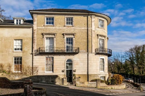 Luxury apartment in the centre of Winchester Apartment in Winchester