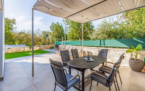 Patio, Garden