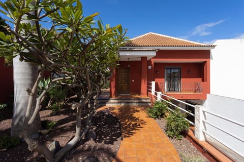 Property building, Garden, Garden view