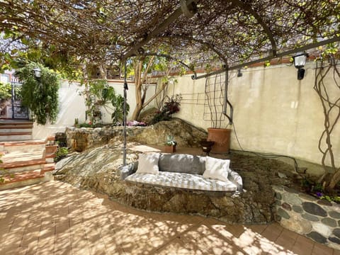 Patio, Day, Garden, Garden view