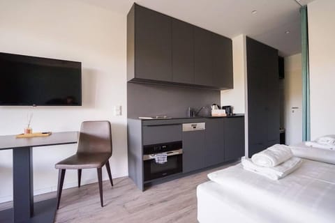 Casa Grande 28 I Studio with Lake View Apartment in Techelsberg