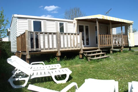 Property building, Balcony/Terrace