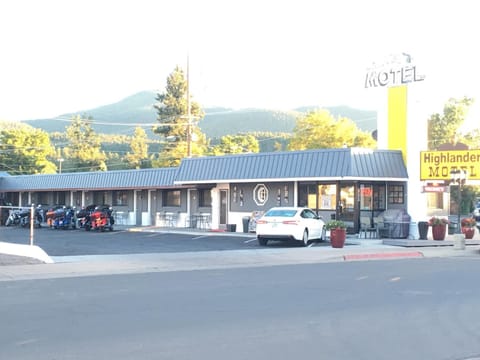 Highlander Motel Motel in Williams