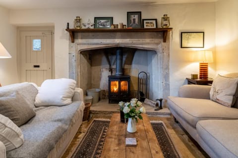 Living room, Decorative detail, Seating area, flat iron