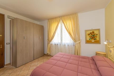 Property building, Living room, Bedroom