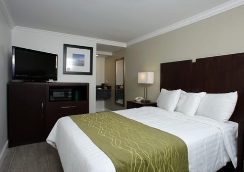 Hi View Inn & Suites Hotel in Manhattan Beach