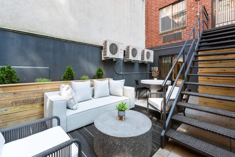 Unbeatable 3BR with Private Patio in Upper East Side Condominio in Roosevelt Island