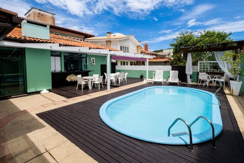 Balcony/Terrace, Swimming pool