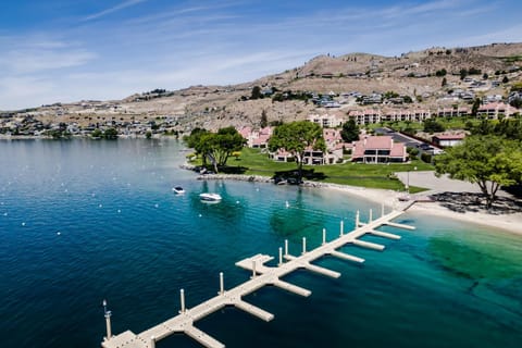 Lake Chelan Shores Picture Perfect 11 to 6 Condo in Chelan (In Town)