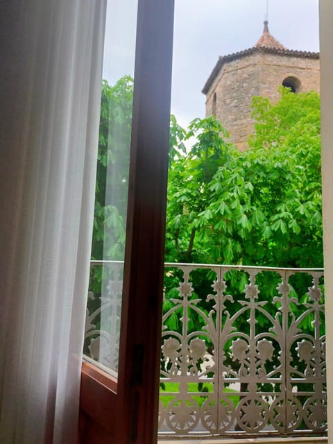 CAN PLANAS Soleado, amplio con vistas y parking Condo in Sant Joan de les Abadesses