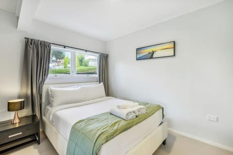 A delight in the Bays - 1 BR - 1 BATH - Free WiFi Copropriété in Auckland
