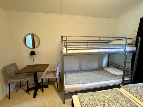 Bed, Bedroom, bunk bed