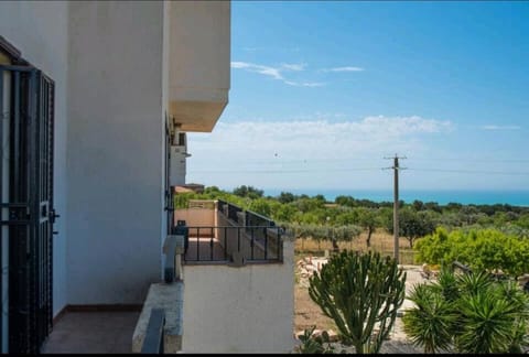 Day, Natural landscape, View (from property/room), Balcony/Terrace, Sea view