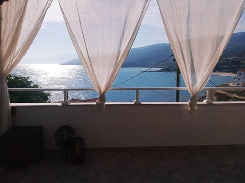 Δίχωρο στούντιο στον κέντρο του Αρμενιστή Apartment in Icaria