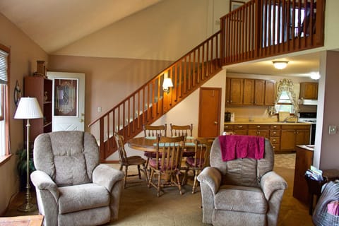 Pine Haven Beach House Vacation rental in Tawas City