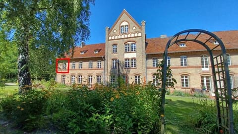 Property building, Garden, Garden view