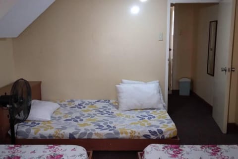 4 Bedroom Apartment 15pax Moran Condo in Baguio