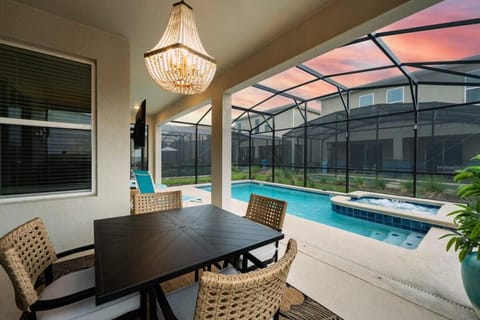 New Beautiful 7 br w pool games theme rooms Villa in Kissimmee