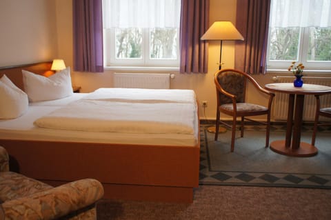 Hotel-Pension Seeblick Alojamiento y desayuno in Kühlungsborn