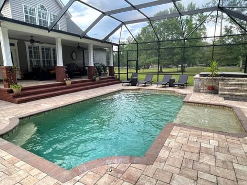 Country Villa pool hot tub game room pond Villa in Jacksonville