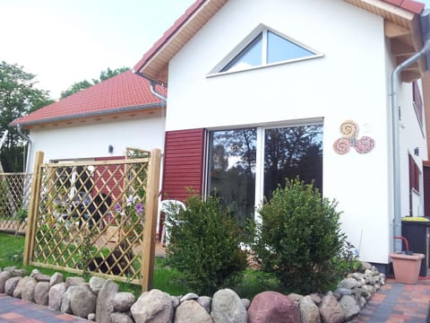 Garden, Balcony/Terrace