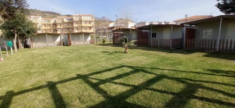 Property building, Spring, Day, Natural landscape, Garden, Garden view, Mountain view