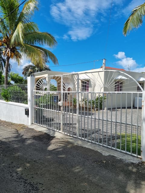 Le Soleil Villa House in Flacq District, Mauritius