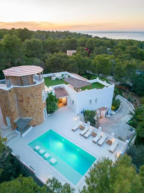 Villa en San José con vistas al mar, piscina y 7 habitaciones Villa in Ibiza