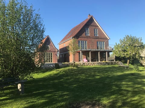 Property building, Garden view