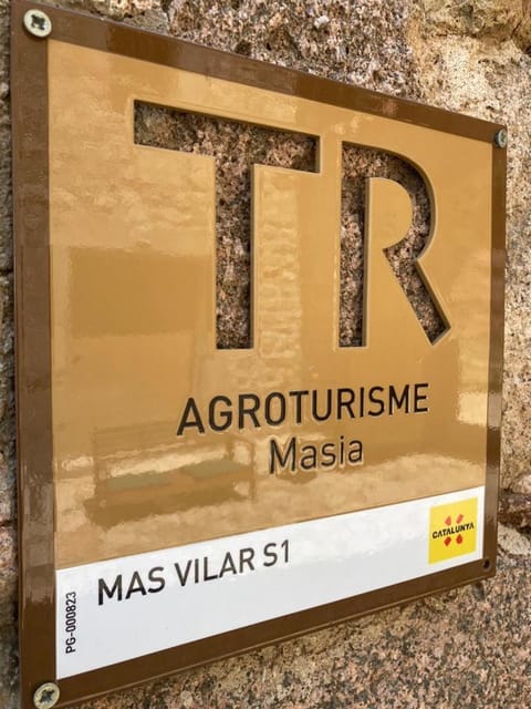 Agroturismo Mas Vilar, feel at home Country House in Selva