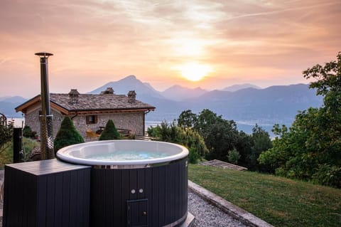 Rustico Bertel Casa in San Zeno di Montagna