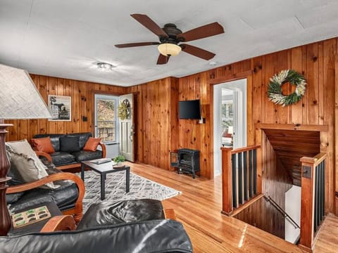 Livy's Lake Retreat, 3min walk to Lake Junaluska! House in Lake Junaluska