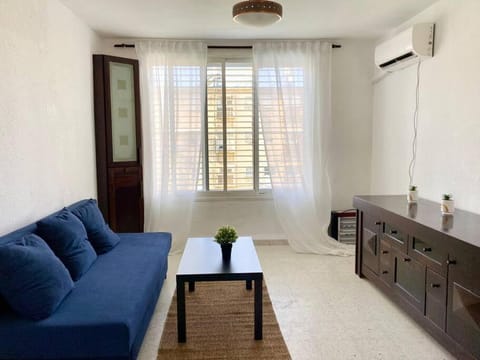 Уютная квартира с двумя спальными Condo in Haifa