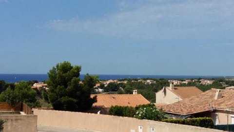 Maison 4/6 pers avec piscine proche des plages Haus in Sausset-les-Pins