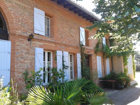 Property building, Garden view