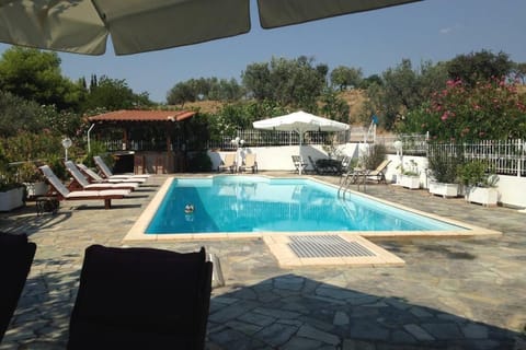 Villa Evridiki - Walking distance to beach Villa in Argolis, Greece