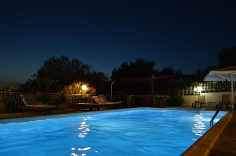 Villa Evridiki - Walking distance to beach Villa in Argolis, Greece