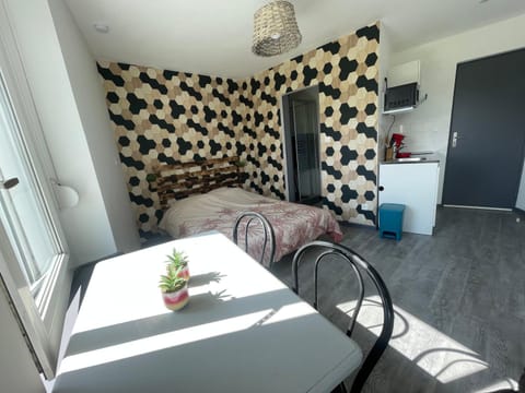 Kitchen or kitchenette, Area and facilities