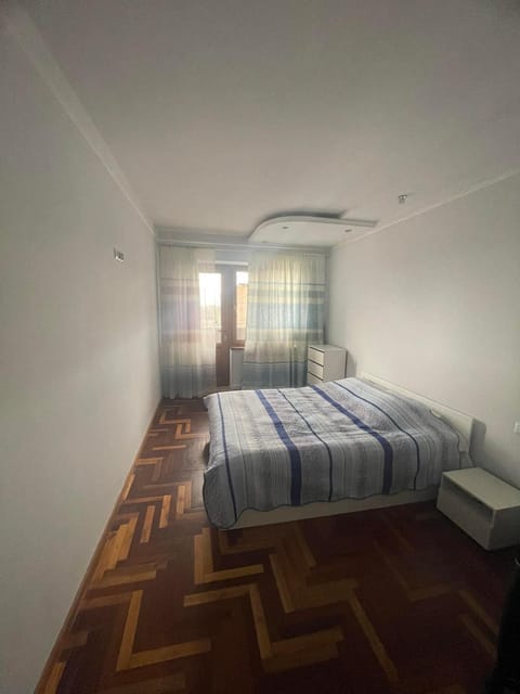 Apartment to rent in Yerevan Condo in Yerevan