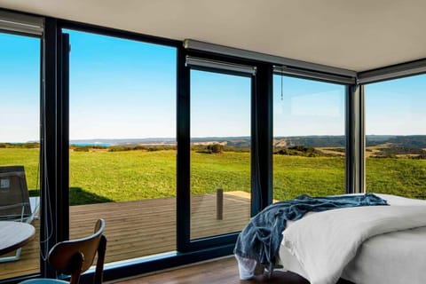 SKY SHIP 2 Luxury Off-Grid Eco Accommodation Casa in Cape Otway