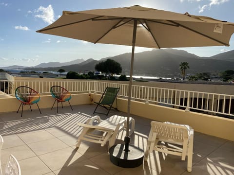 View (from property/room), Balcony/Terrace, Mountain view, Sea view