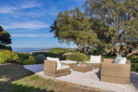 Natural landscape, Living room, Sea view