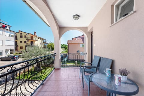 View (from property/room), Balcony/Terrace, Seating area