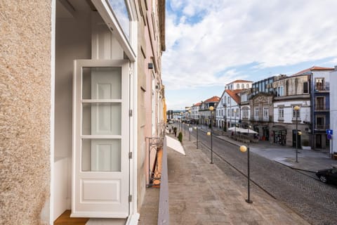 Avenida Viana Boutique Suites Bed and Breakfast in Viana do Castelo