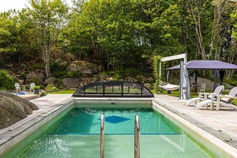 Spacious and fantastic villa with pool in beautiful Kullavik House in Gothenburg
