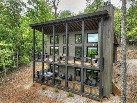 By The Peaks -Gorgeous Mtn Views House in Mineral Bluff