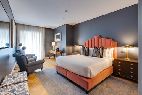 Portie Deluxe Suites by DA'HOME Hotel in Porto